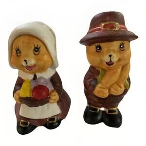 Vintage Pilgrim Chipmunks Salt & Pepper Shakers - Russ Berry Thanksgiving
